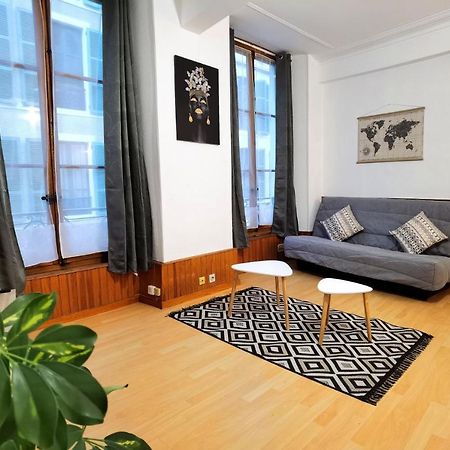 Charmant T2 Meuble Quartier Chateau De По Экстерьер фото